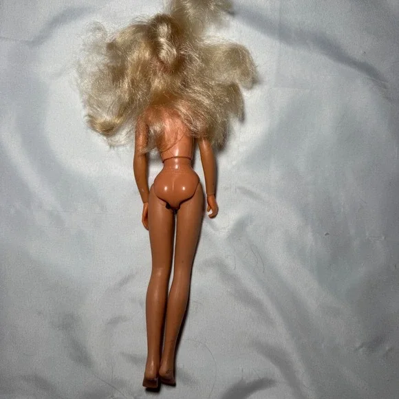 Vintage 1978 Kenner Darci Fashion Doll Blonde Blue Eyes 12 Inch Hong Kong Made - Picture 3 of 10